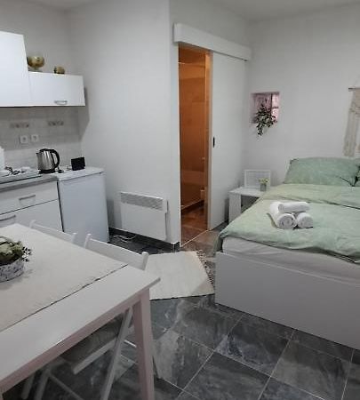 Studio Apartman Centar Varaždin Eksteriør bilde